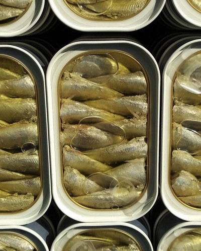 Sardines in CANPEEL® packaging
